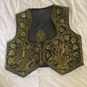 NWOT Embroidered gold embroidered Black velvet Vest with mirrorwork